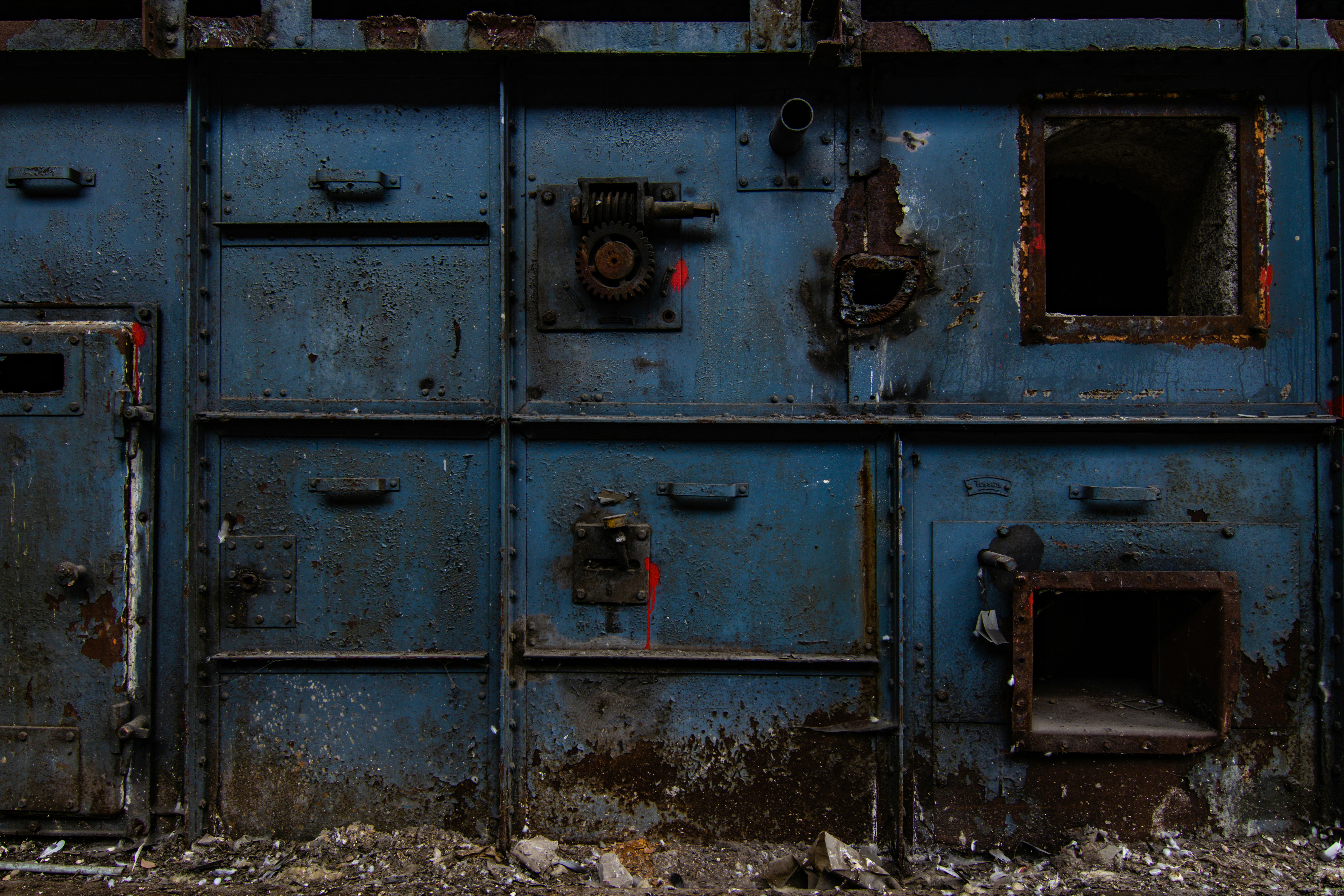 Industrial doors